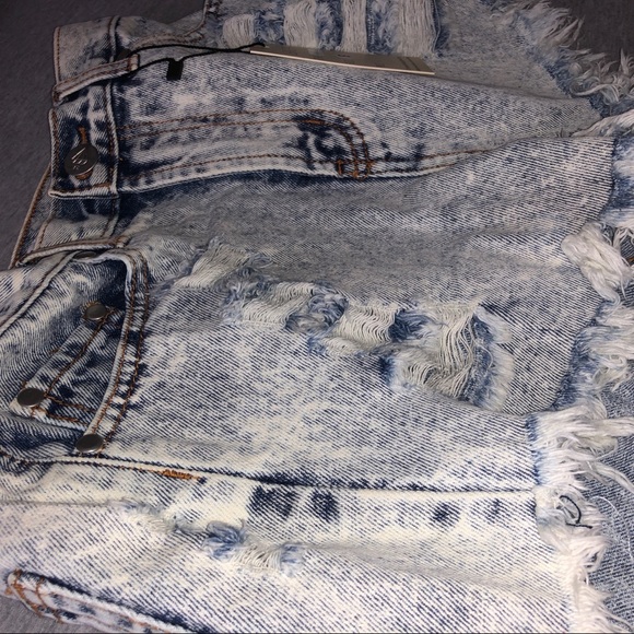 Distressed Frayed Acid Wash Jean Shorts | Size S/M - Picture 3 of 8
